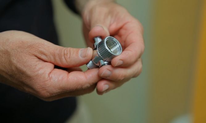 Colocar Parada de Ducha con Pulsador: Guía Práctica y Fácil