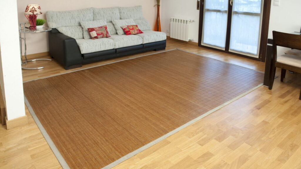 Recuperar alfombra de madera: consejos y trucos eficaces